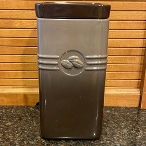 Le Creuset Coffee Jar